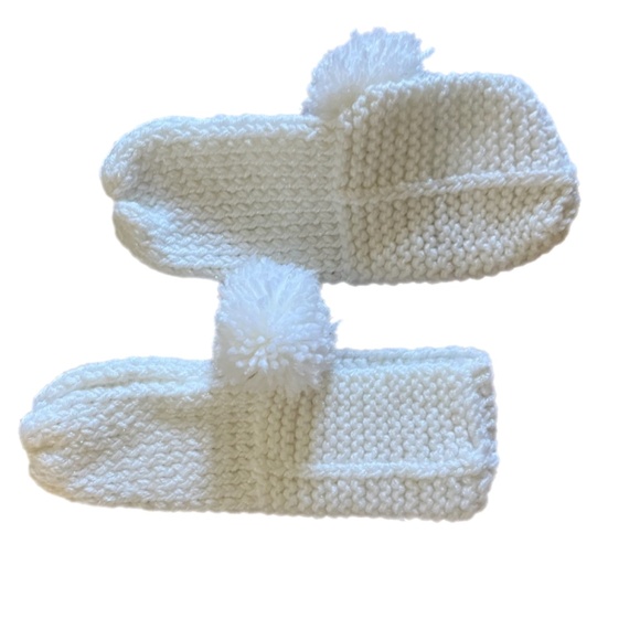 Knit Crochet Booties slippers Pom Pom size 11 White - Picture 2 of 3